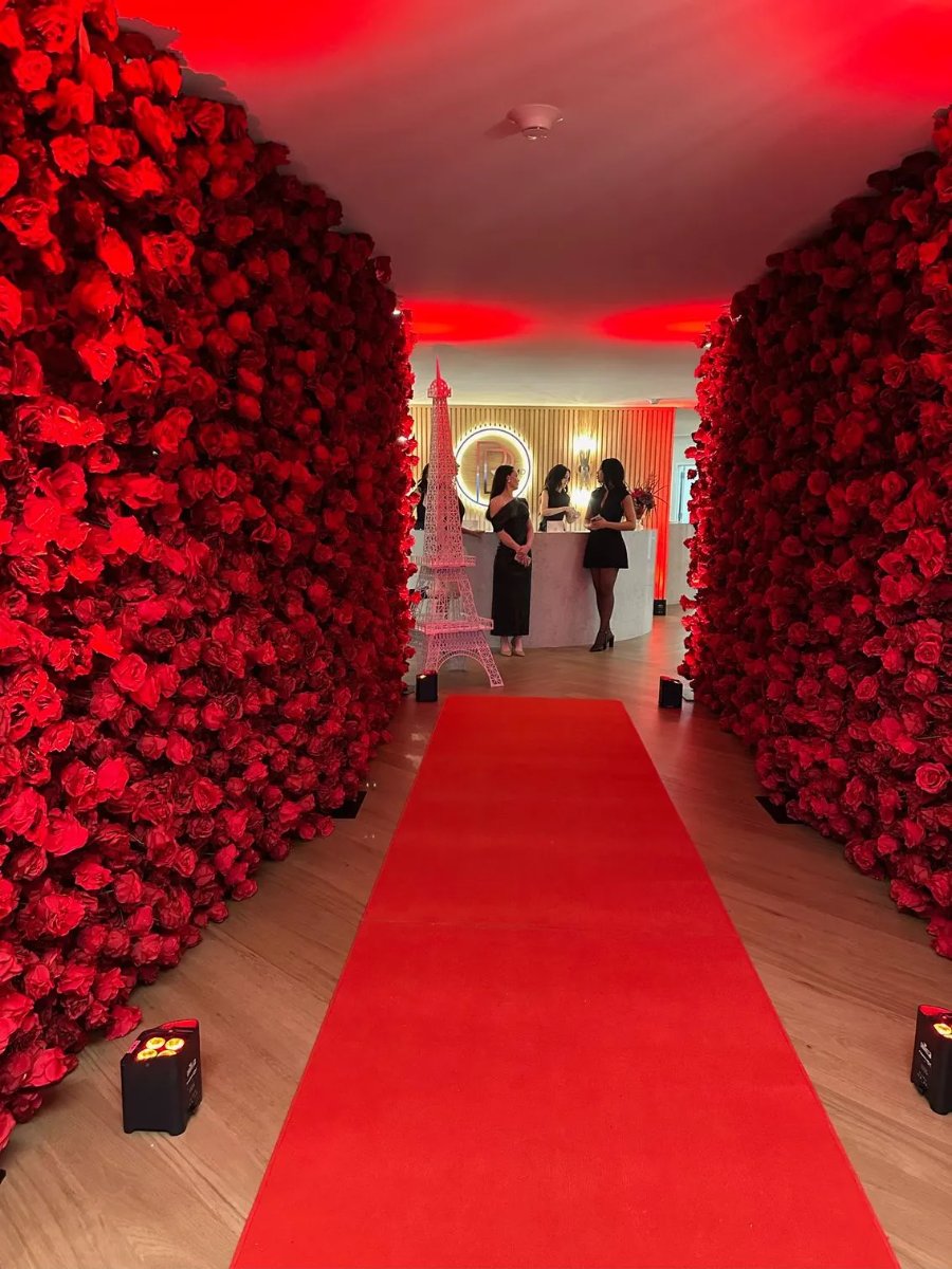 8' x 16' Red Rose Flower Wall Backdrop