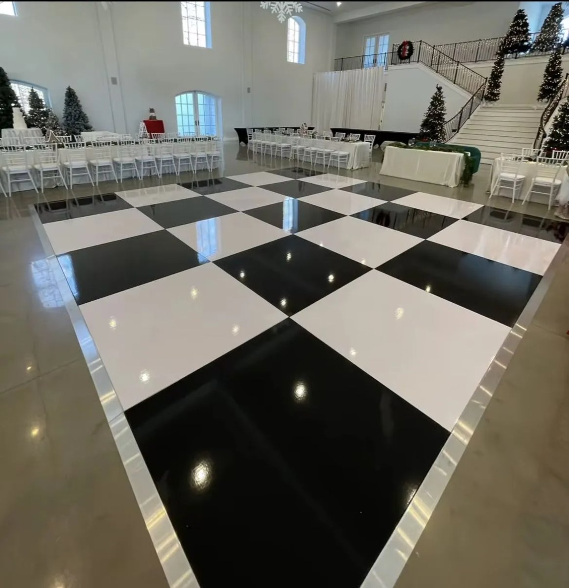 9' x 9' Checkered Dance Floor Rental