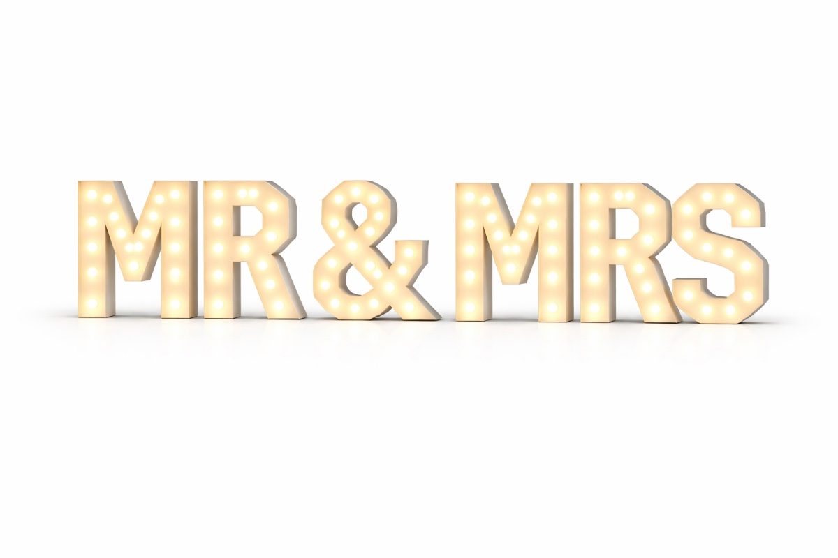 Mr & Mrs Marquee Letter Rentals