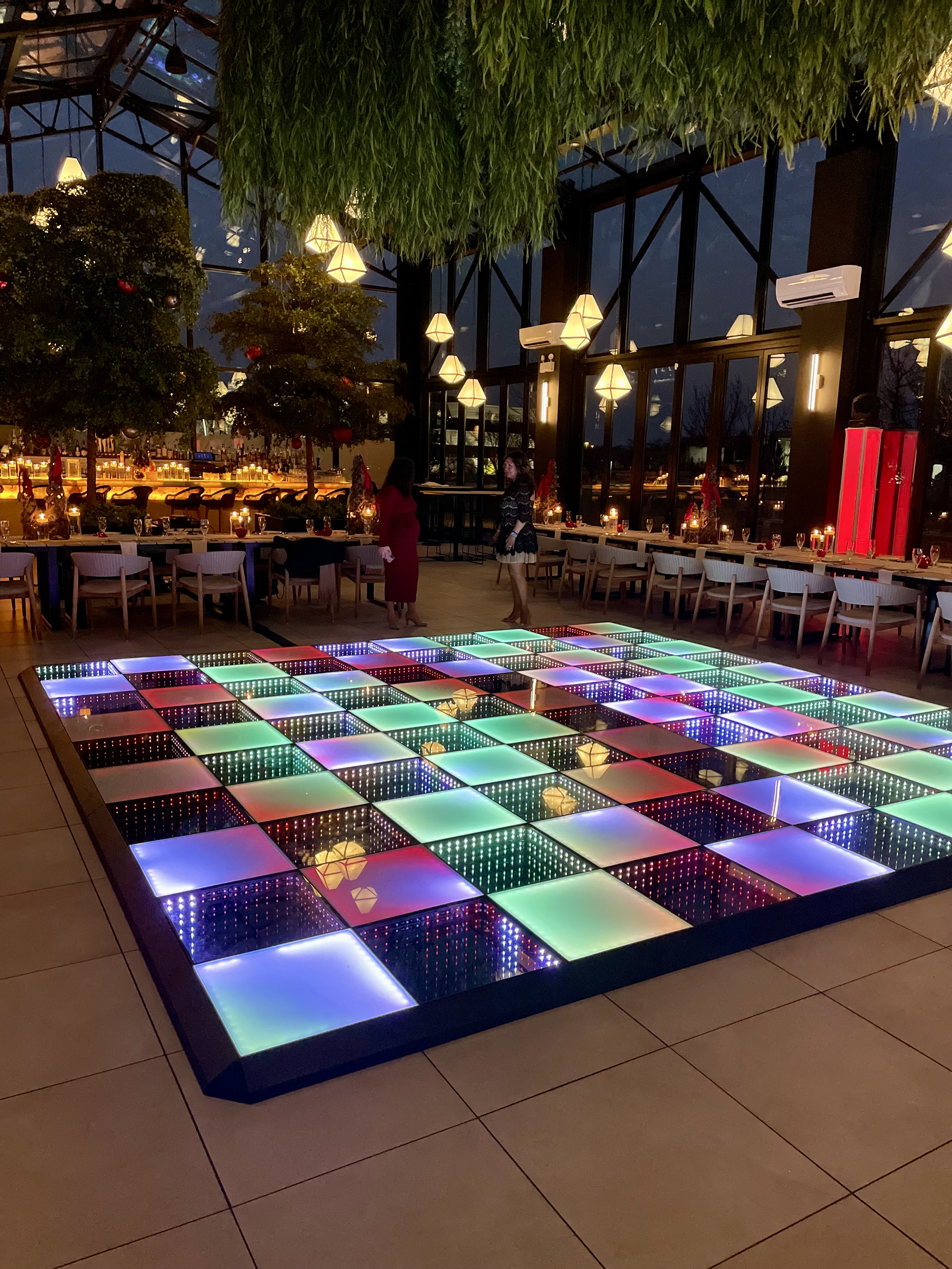 13-x-13-led-dance-floor-rental-chicago